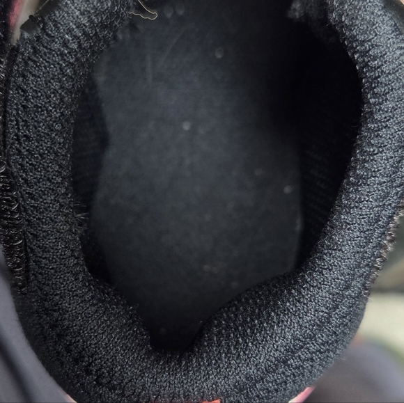 Nike Kids Black, White and Neon Pink Sneakers - Picture 11 of 11